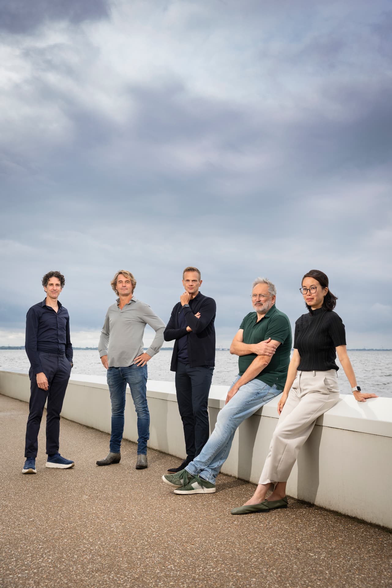 Het team van Concept and Craft aan het water
